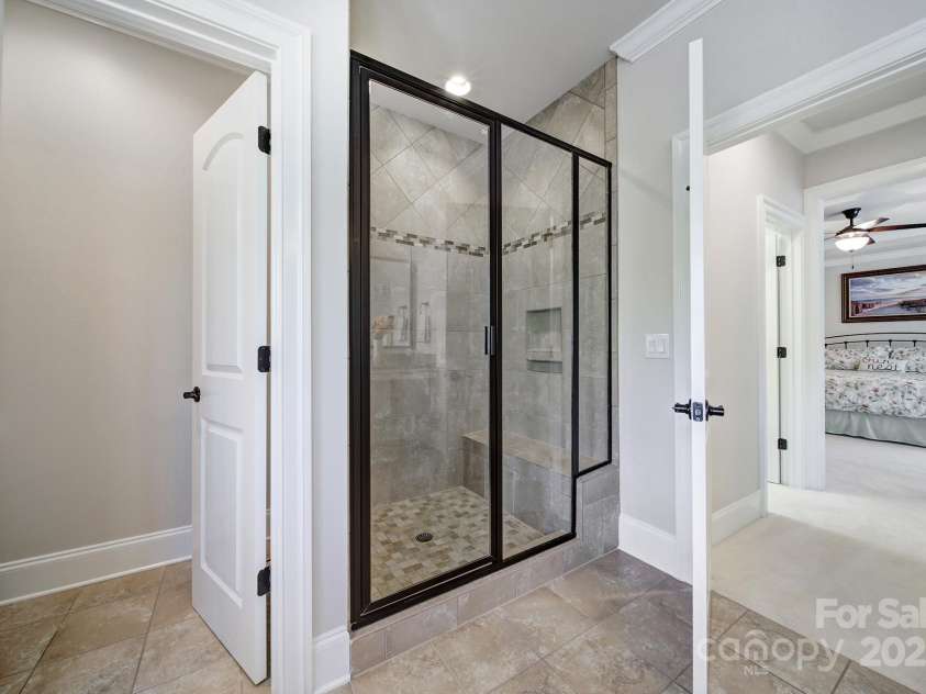 141 Forsythia Lane, Tega Cay, SC 29708.  MLS# CAR4243630, YatesRealty ID 5841. Upper Primary Shower