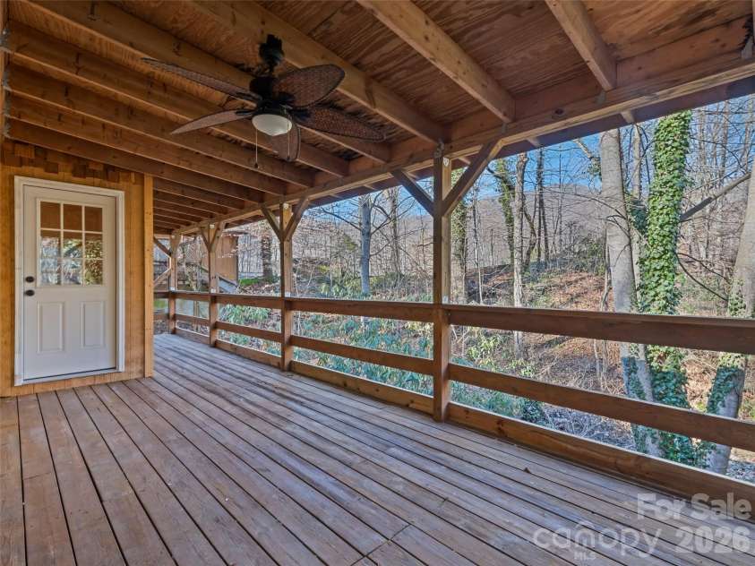 259 Hemlock Loop, Maggie Valley, NC 28751.  MLS# CAR4335980, YatesRealty ID 5841. 