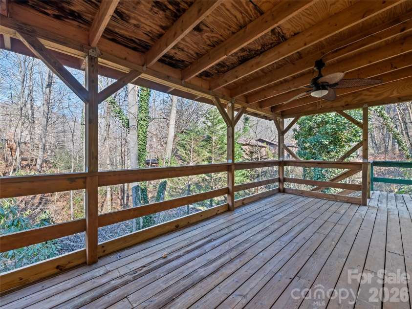 259 Hemlock Loop, Maggie Valley, NC 28751.  MLS# CAR4335980, YatesRealty ID 5841. 