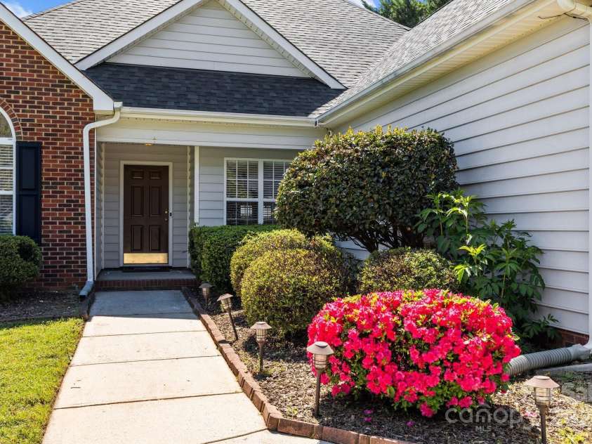 4705 Granite Court, Indian Trail, NC 28079.  MLS# CAR4245386, YatesRealty ID 5842. 