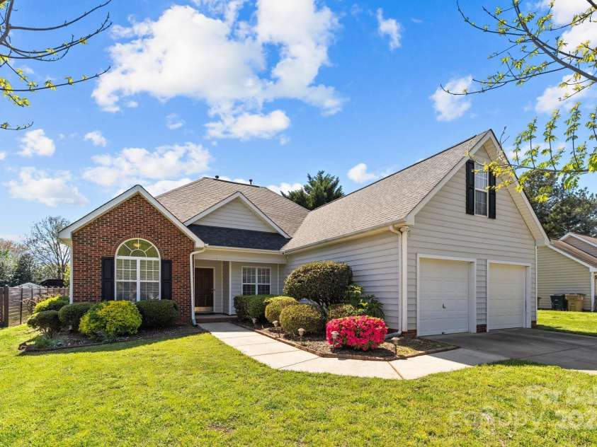 4705 Granite Court, Indian Trail, NC 28079.  MLS# CAR4245386, YatesRealty ID 5842. 