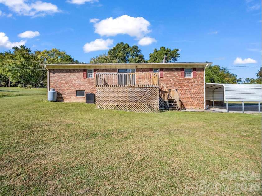 292 Bridges Drive, Forest City, NC 28043.  MLS# CAR4437409, YatesRealty ID 58424. 