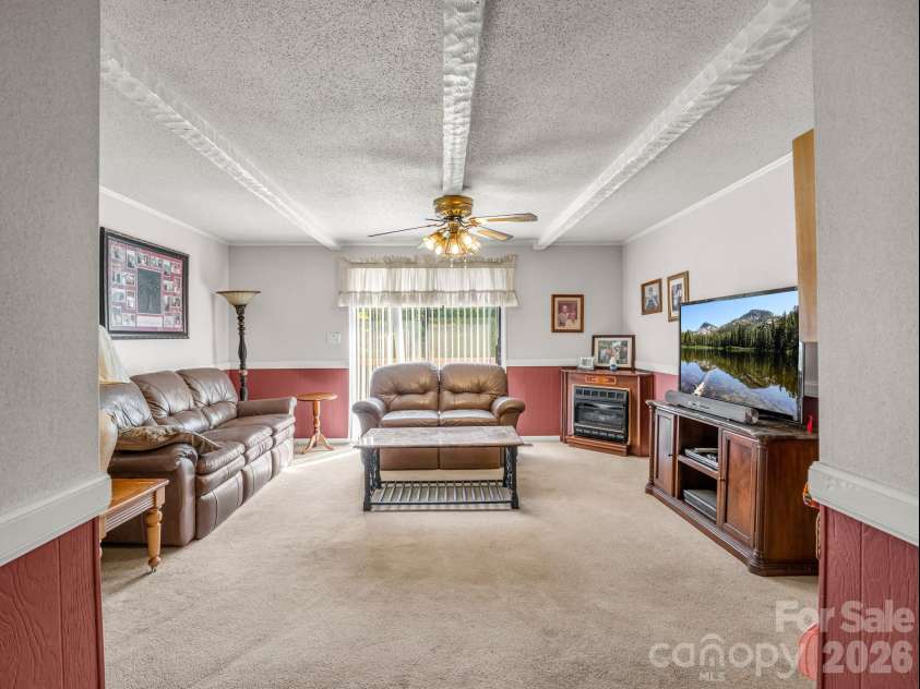 292 Bridges Drive, Forest City, NC 28043.  MLS# CAR4437409, YatesRealty ID 58424. 