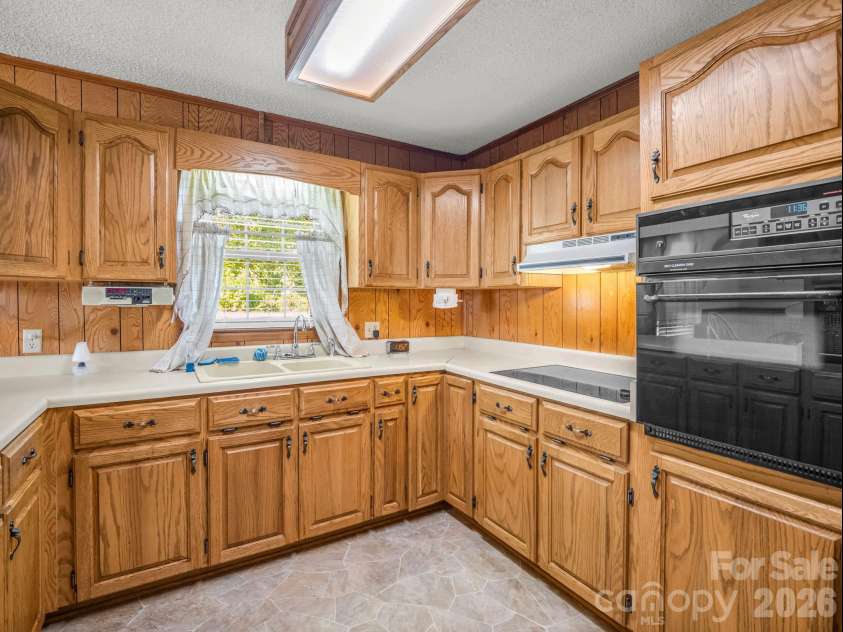 292 Bridges Drive, Forest City, NC 28043.  MLS# CAR4437409, YatesRealty ID 58424. 