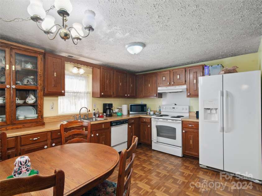 24 Palatka Street, Arden, NC 28704.  MLS# CAR4193768, YatesRealty ID 5843. 
