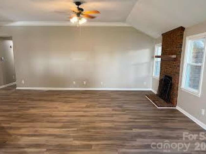 137 Citation Drive, Mooresville, NC 28117.  MLS# CAR4437338, YatesRealty ID 58432. 