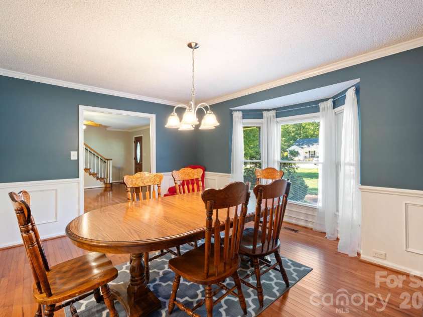 990 Royal Drive, Lincolnton, NC 28092.  MLS# CAR4434784, YatesRealty ID 58433. 