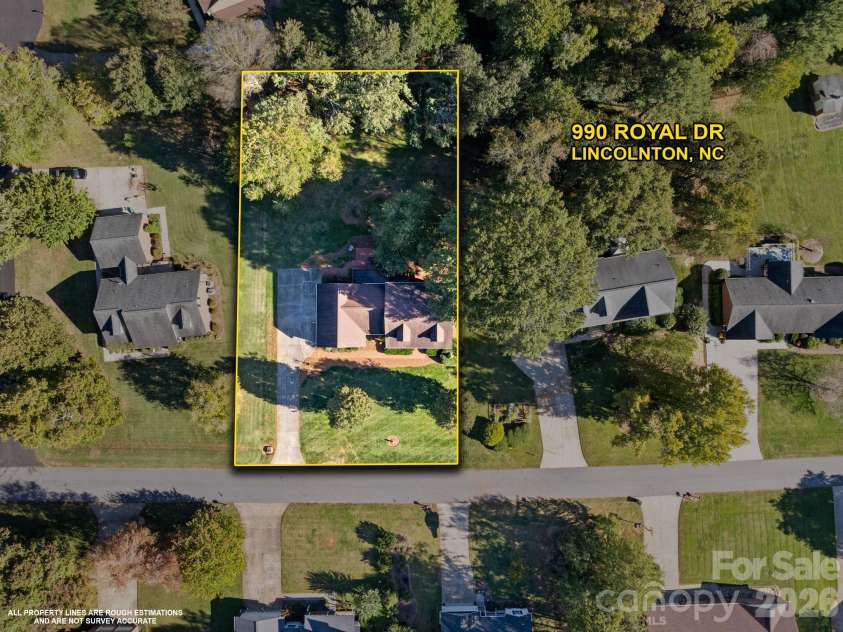 990 Royal Drive, Lincolnton, NC 28092.  MLS# CAR4434784, YatesRealty ID 58433. 