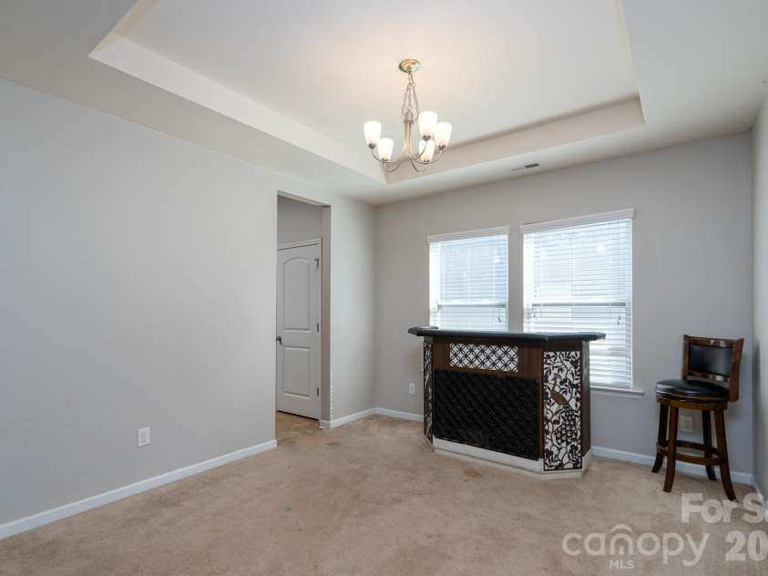 5214 Elementary View Drive, Charlotte, NC 28269.  MLS# CAR4432074, YatesRealty ID 58434. 