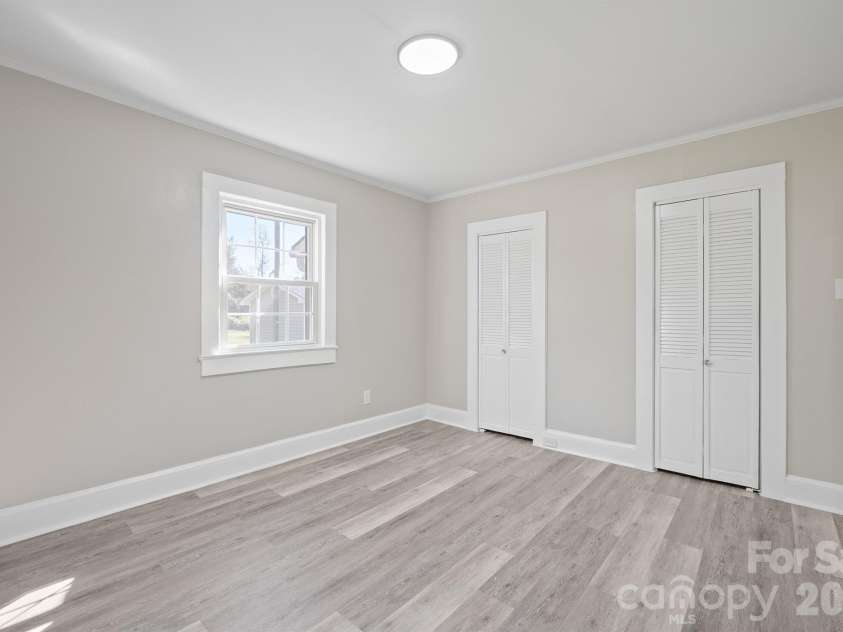 603 Westminster Drive, Statesville, NC 28677.  MLS# CAR4437621, YatesRealty ID 58436. 