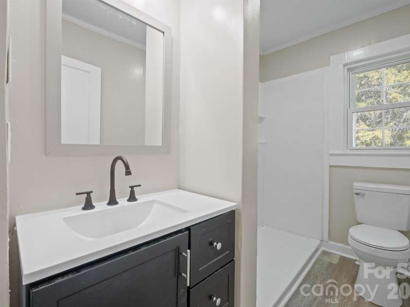603 Westminster Drive, Statesville, NC 28677.  MLS# CAR4437621, YatesRealty ID 58436. 