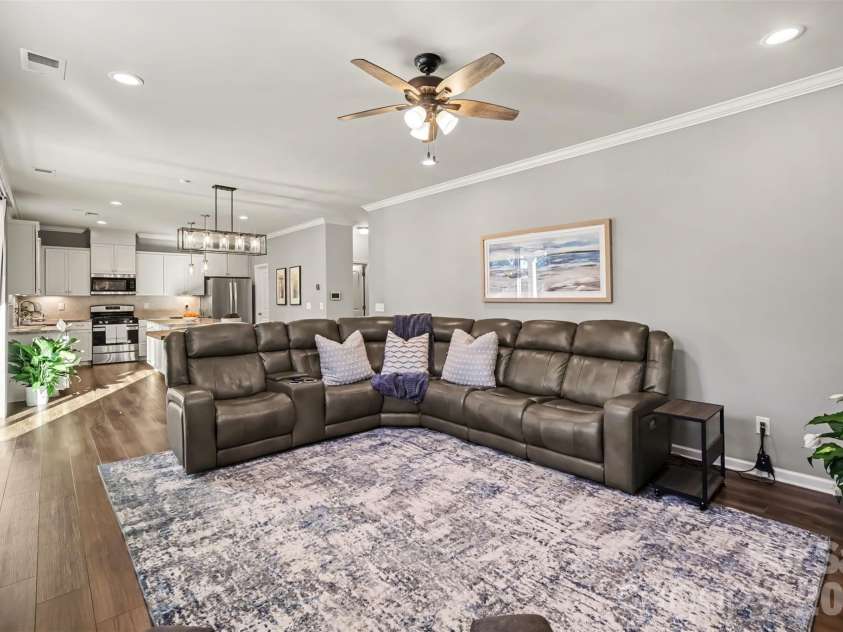12632 Heath Grove Drive, Huntersville, NC 28078.  MLS# CAR4435897, YatesRealty ID 58437. 