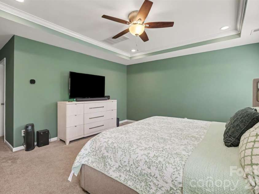 12632 Heath Grove Drive, Huntersville, NC 28078.  MLS# CAR4435897, YatesRealty ID 58437. 