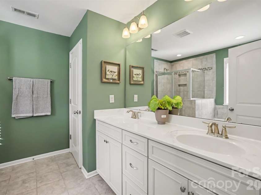 12632 Heath Grove Drive, Huntersville, NC 28078.  MLS# CAR4435897, YatesRealty ID 58437. 
