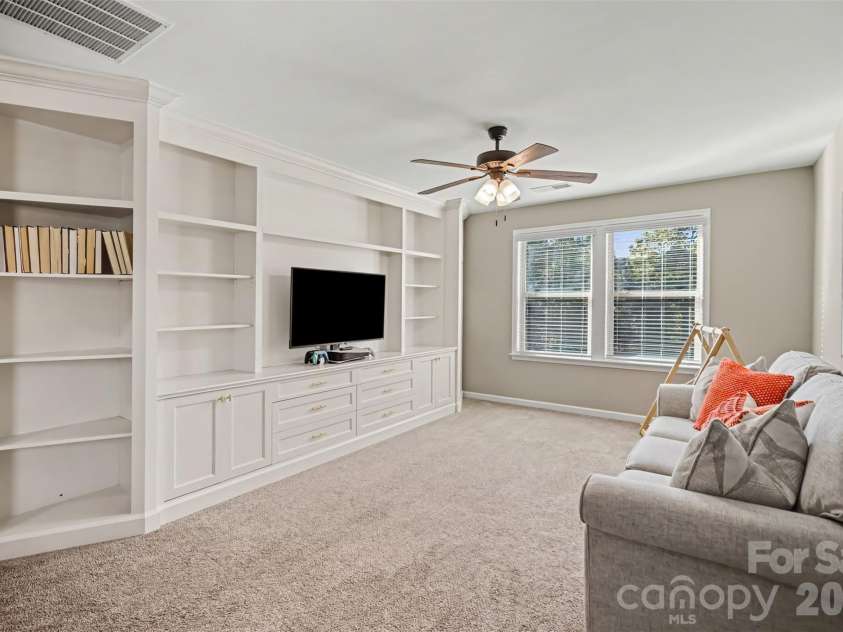 12632 Heath Grove Drive, Huntersville, NC 28078.  MLS# CAR4435897, YatesRealty ID 58437. 