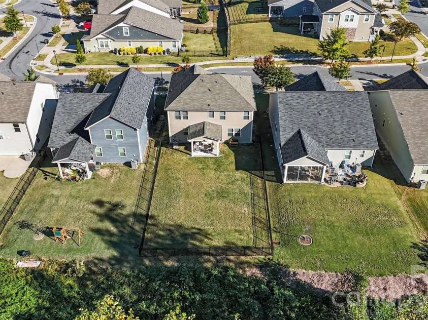 12632 Heath Grove Drive, Huntersville, NC 28078.  MLS# CAR4435897, YatesRealty ID 58437. 
