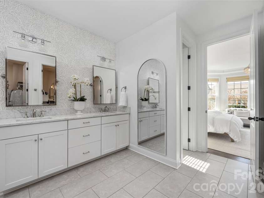 11012 Vanguard Parkway, Huntersville, NC 28078.  MLS# CAR4356182, YatesRealty ID 5844. 