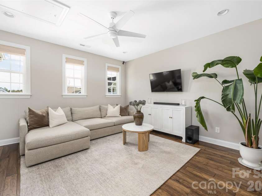 11012 Vanguard Parkway, Huntersville, NC 28078.  MLS# CAR4356182, YatesRealty ID 5844. 