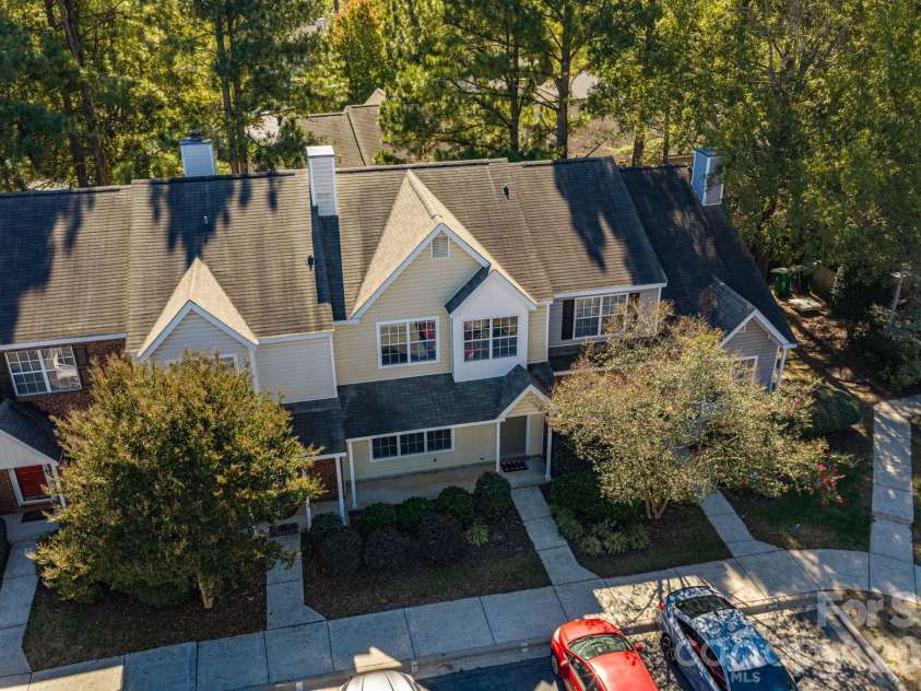 3250 Summercroft Loop, Charlotte, NC 28269.  MLS# CAR4437417, YatesRealty ID 58442. 