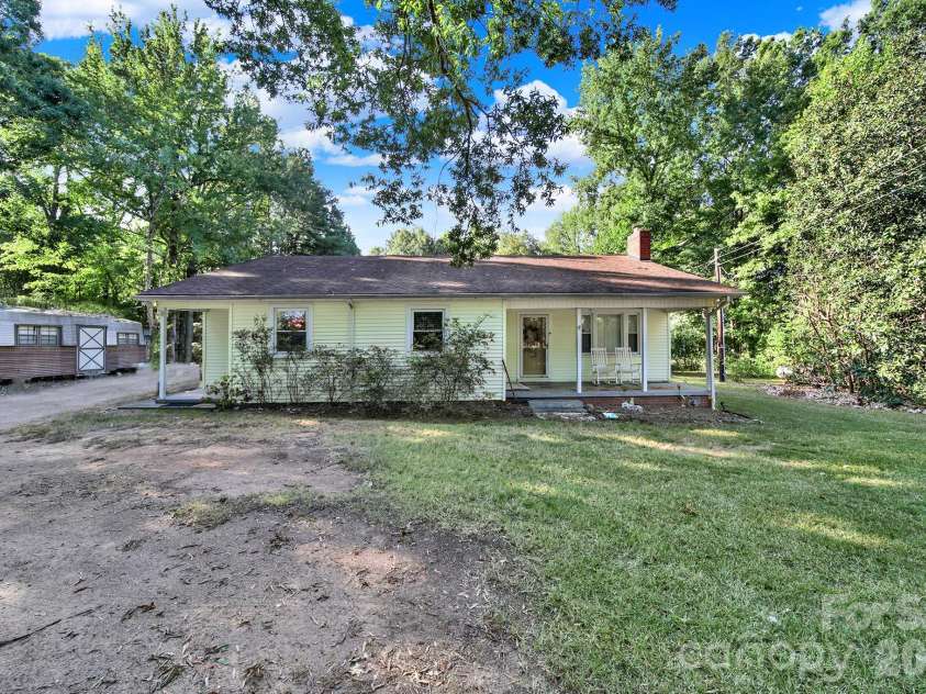 4536 Tabernacle Road, Lancaster, SC 29720.  MLS# CAR4419254, YatesRealty ID 58444. 