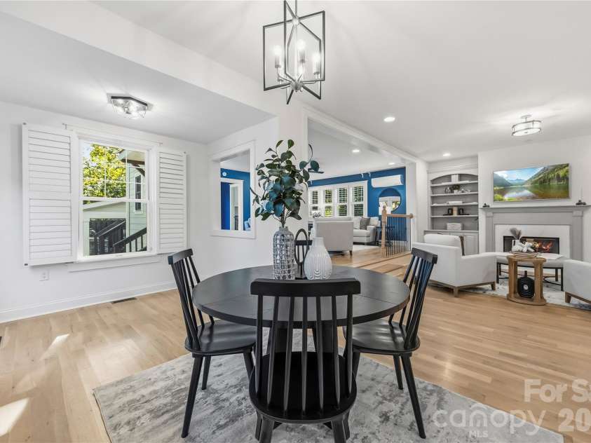 1623 Mint Street, Charlotte, NC 28203.  MLS# CAR4422880, YatesRealty ID 58445. 