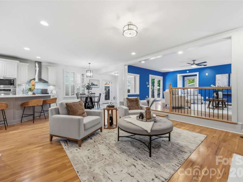 1623 Mint Street, Charlotte, NC 28203.  MLS# CAR4422880, YatesRealty ID 58445. 