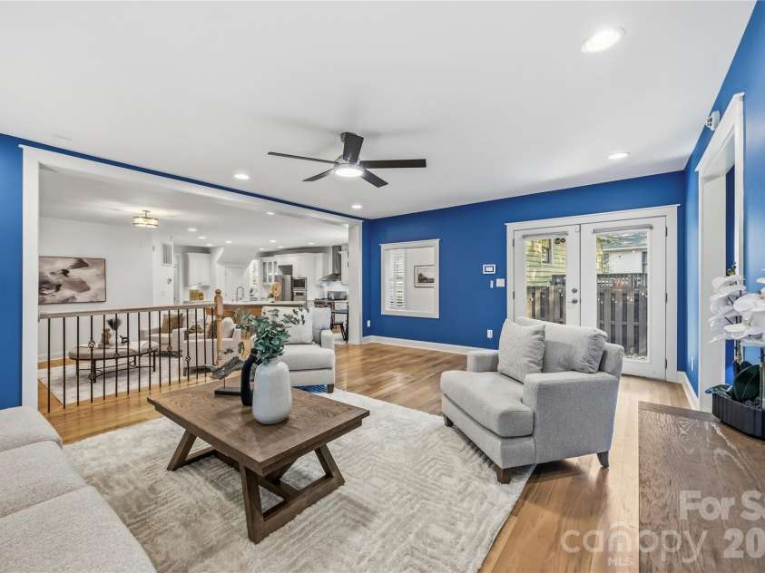 1623 Mint Street, Charlotte, NC 28203.  MLS# CAR4422880, YatesRealty ID 58445. 