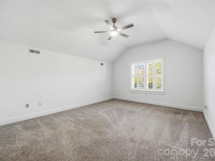 1623 Mint Street, Charlotte, NC 28203.  MLS# CAR4422880, YatesRealty ID 58445. 