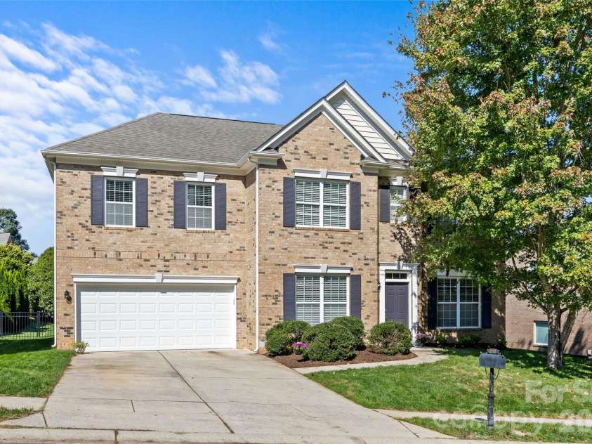7917 Sardis Creek Lane, Charlotte, NC 28270.  MLS# CAR4423138, YatesRealty ID 58446. 