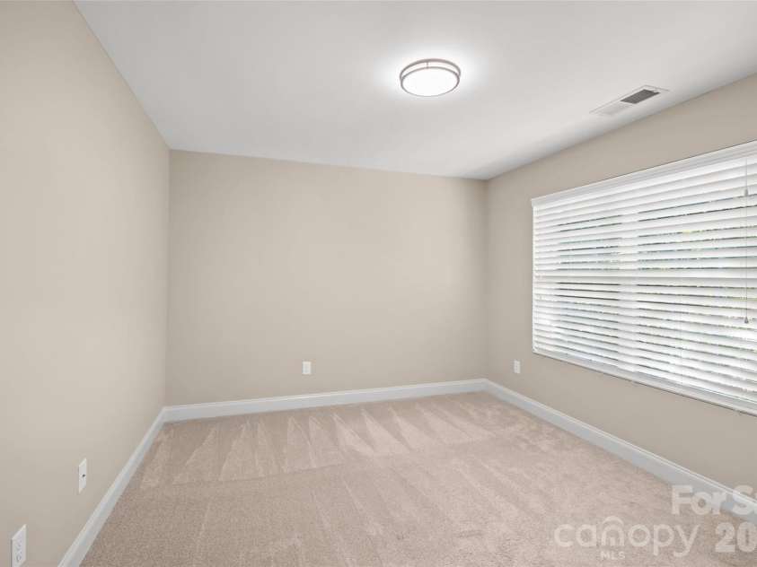 7917 Sardis Creek Lane, Charlotte, NC 28270.  MLS# CAR4423138, YatesRealty ID 58446. 
