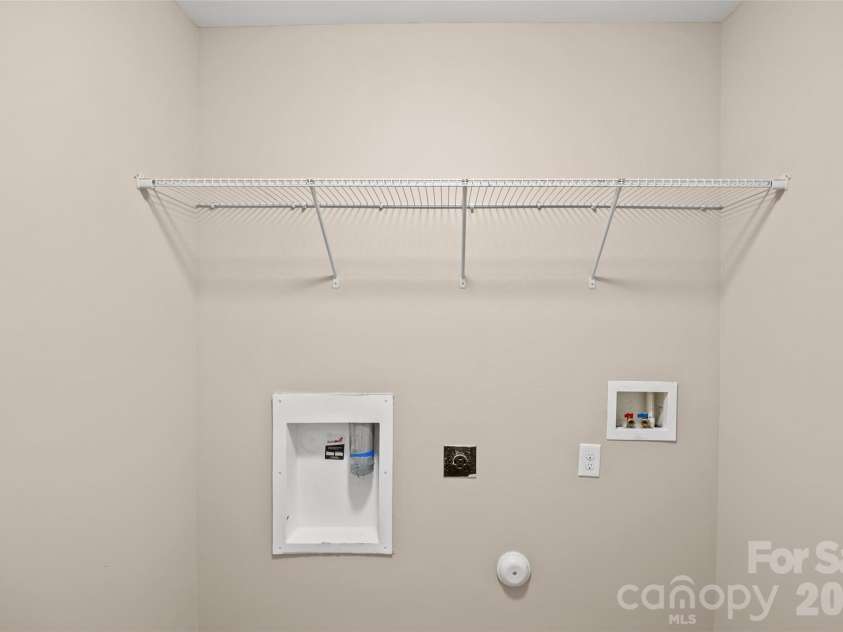 7917 Sardis Creek Lane, Charlotte, NC 28270.  MLS# CAR4423138, YatesRealty ID 58446. 