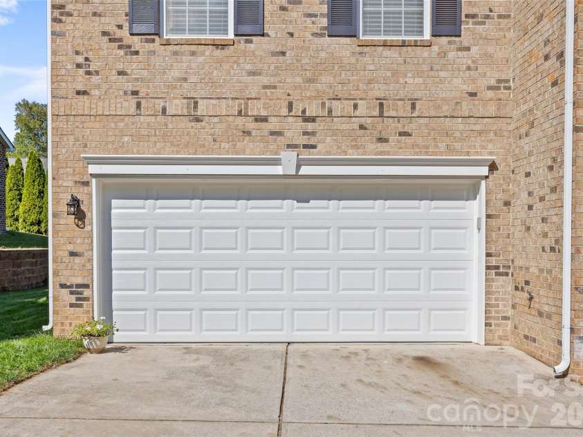 7917 Sardis Creek Lane, Charlotte, NC 28270.  MLS# CAR4423138, YatesRealty ID 58446. 