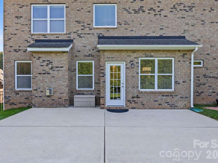 7917 Sardis Creek Lane, Charlotte, NC 28270.  MLS# CAR4423138, YatesRealty ID 58446. 