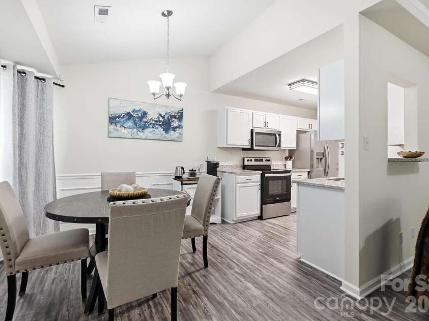 236 Forest Pond Road, Kannapolis, NC 28083.  MLS# CAR4432788, YatesRealty ID 58447. Dining Area