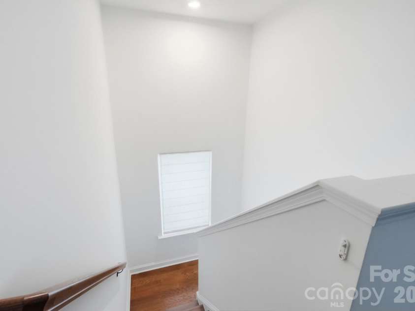 15506 Parkside Crossing Drive, Charlotte, NC 28278.  MLS# CAR4432312, YatesRealty ID 58449. 