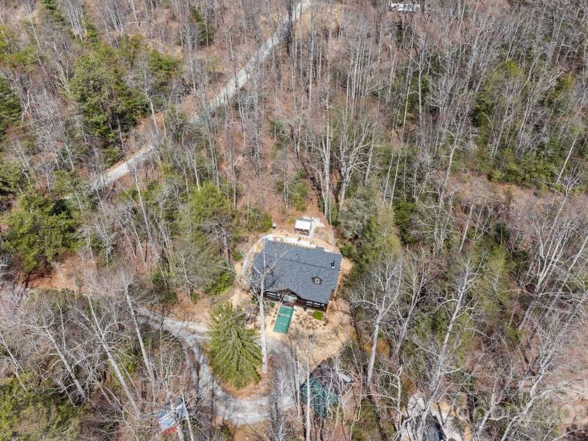 787 Shumont Road, Black Mountain, NC 28711.  MLS# CAR4239152, YatesRealty ID 5845. 
