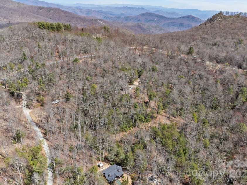 787 Shumont Road, Black Mountain, NC 28711.  MLS# CAR4239152, YatesRealty ID 5845. 