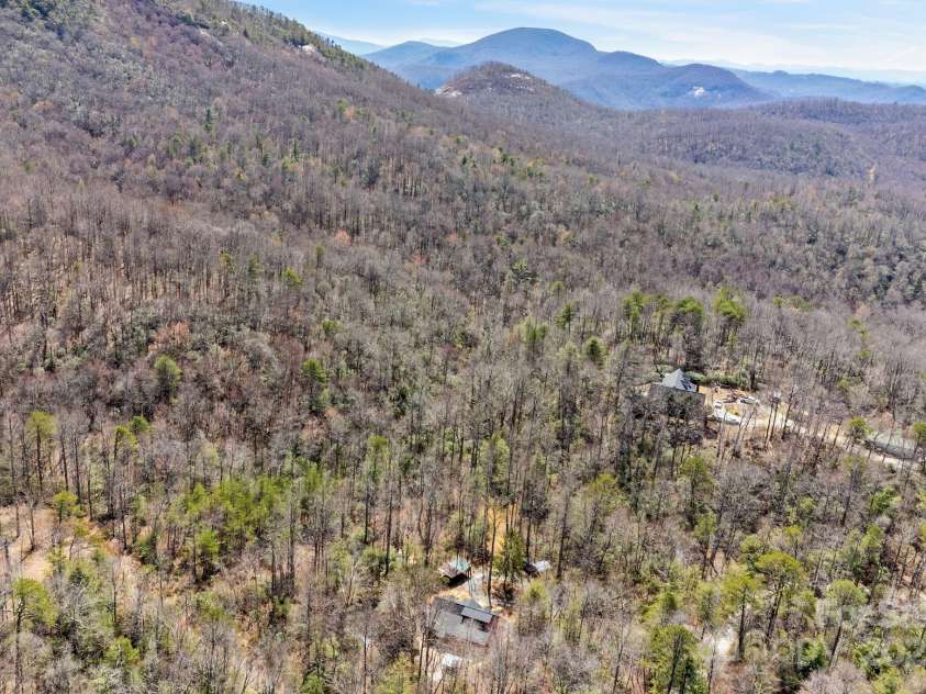 787 Shumont Road, Black Mountain, NC 28711.  MLS# CAR4239152, YatesRealty ID 5845. 