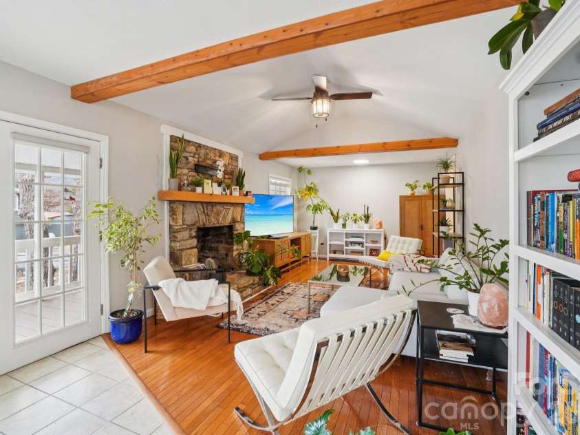 130 Sherwood Drive, Lake Lure, NC 28746.  MLS# CAR4437633, YatesRealty ID 58459. 