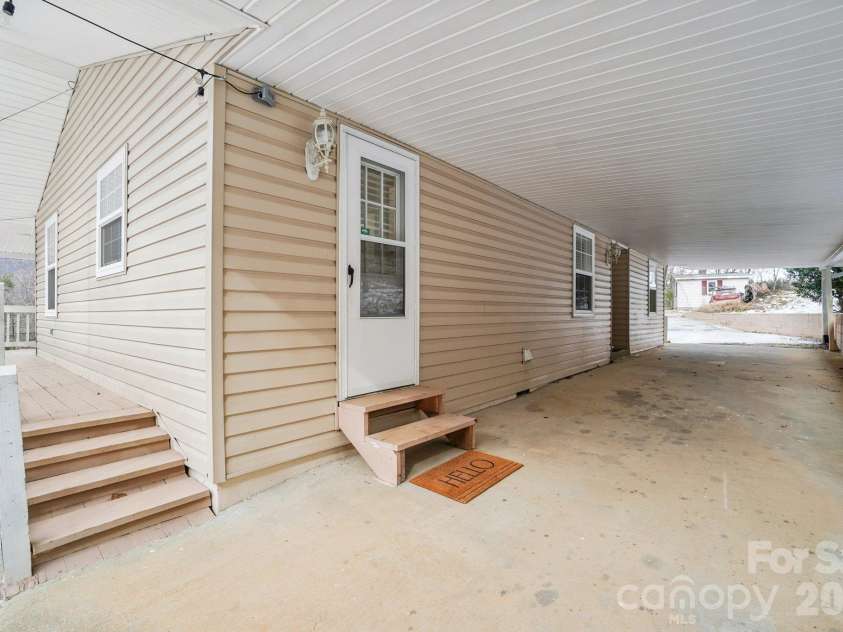130 Sherwood Drive, Lake Lure, NC 28746.  MLS# CAR4437633, YatesRealty ID 58459. 