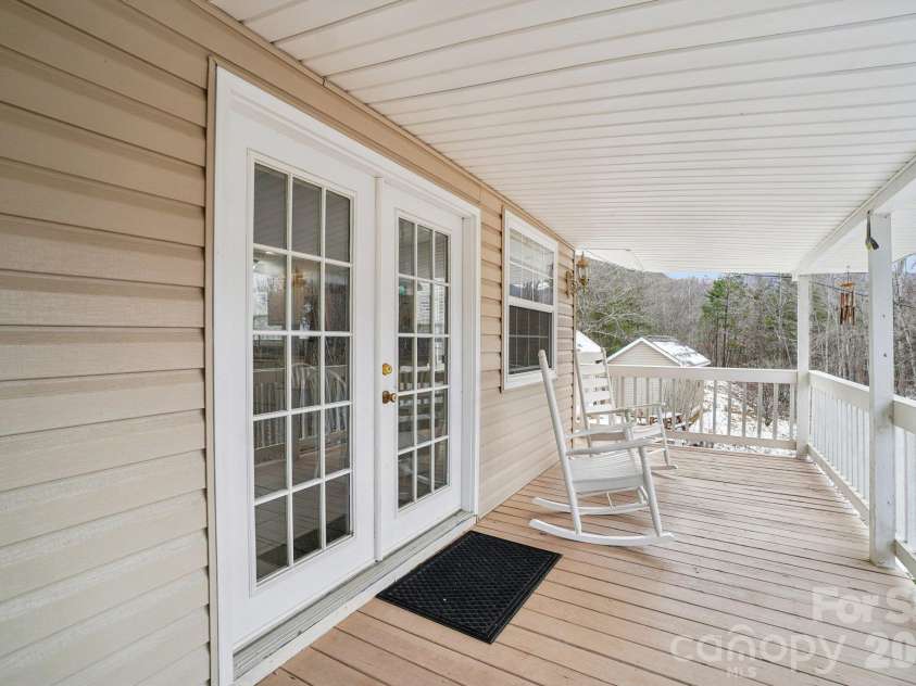 130 Sherwood Drive, Lake Lure, NC 28746.  MLS# CAR4437633, YatesRealty ID 58459. 