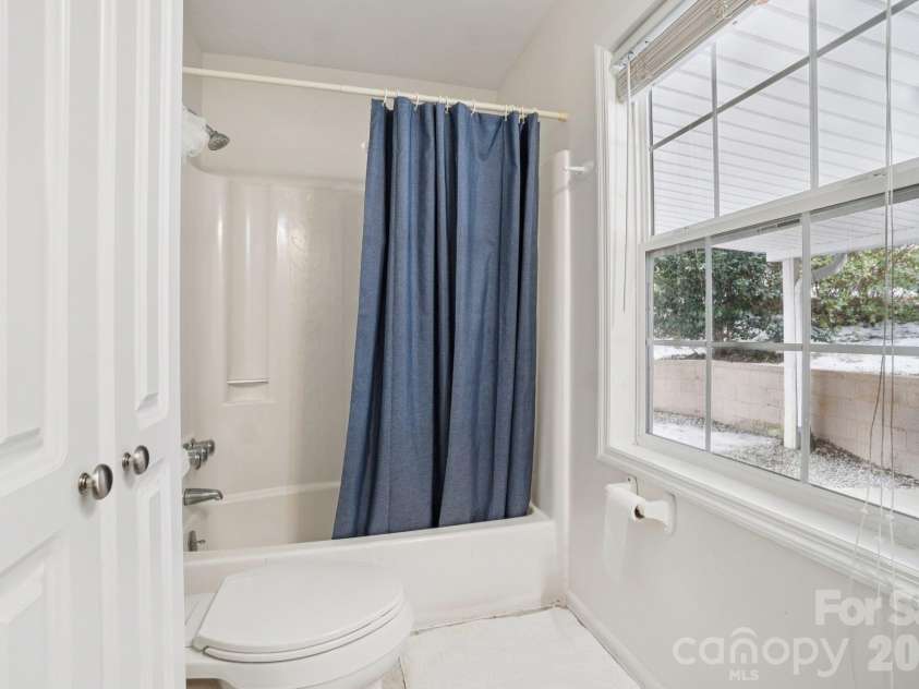 130 Sherwood Drive, Lake Lure, NC 28746.  MLS# CAR4437633, YatesRealty ID 58459. Primary Bathroom