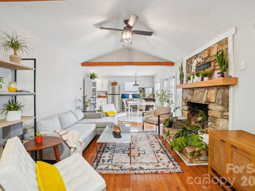 130 Sherwood Drive, Lake Lure, NC 28746.  MLS# CAR4437633, YatesRealty ID 58459. Vaulted ceilings