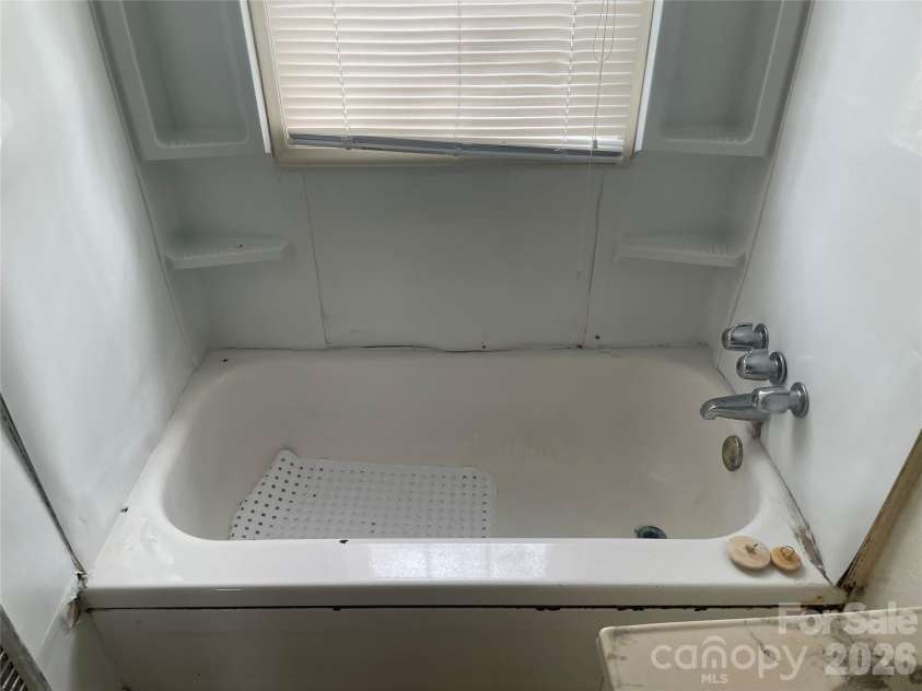 309 Orr Drive, Rock Hill, SC 29730.  MLS# CAR4353652, YatesRealty ID 5846. 