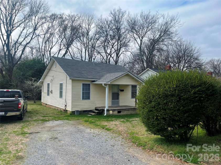 309 Orr Drive, Rock Hill, SC 29730.  MLS# CAR4353652, YatesRealty ID 5846. 