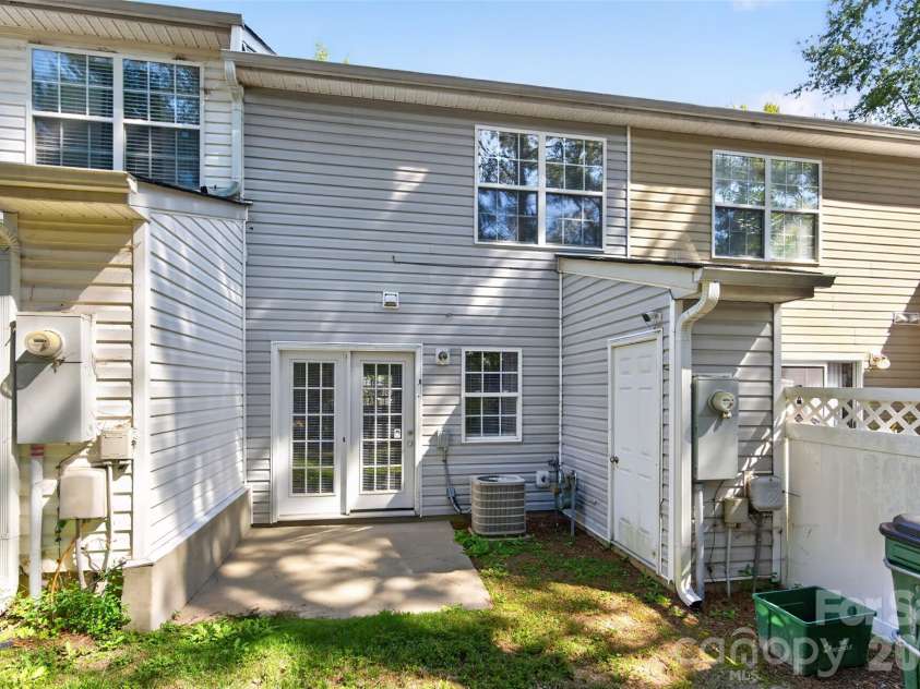 11578 Briddle Hall Court, Charlotte, NC 28214.  MLS# CAR4437637, YatesRealty ID 58460. 