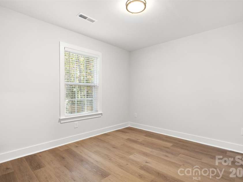1922 Fender Lane, Lancaster, SC 29720.  MLS# CAR4436181, YatesRealty ID 58465. 