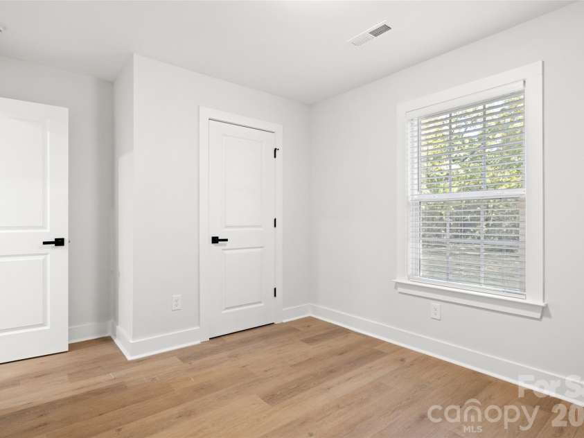 1922 Fender Lane, Lancaster, SC 29720.  MLS# CAR4436181, YatesRealty ID 58465. 