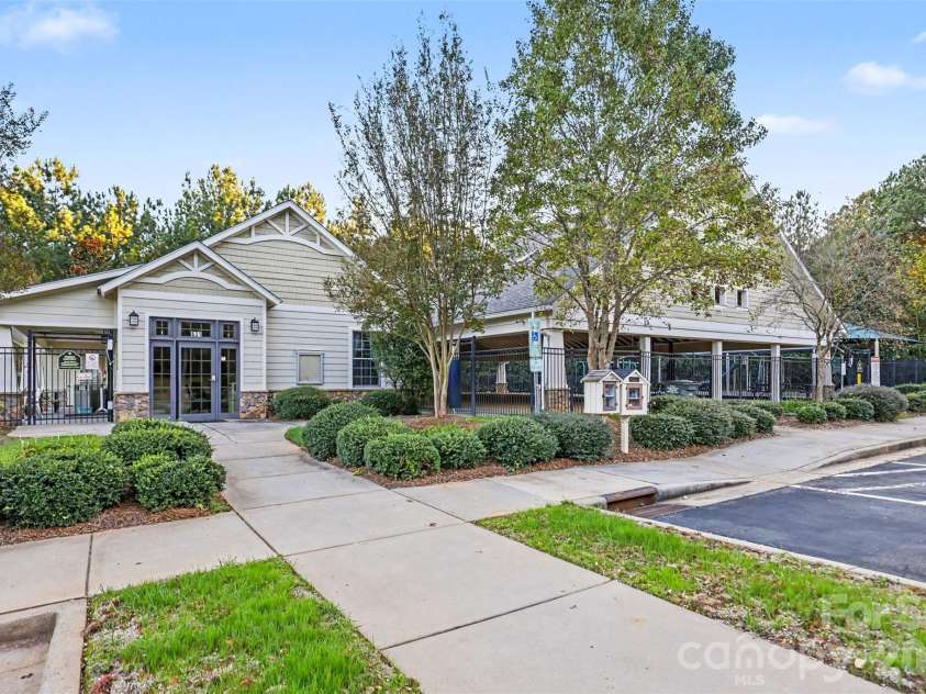1333 Secret Path Drive, Fort Mill, SC 29708.  MLS# CAR4431940, YatesRealty ID 58471. 