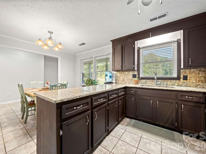 1875 Davis Circle, Clover, SC 29710.  MLS# CAR4430954, YatesRealty ID 58473. 